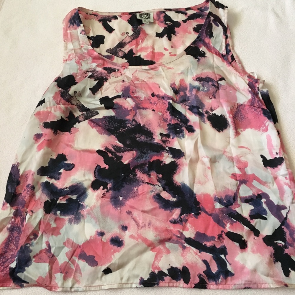FLOWY NICE TOP